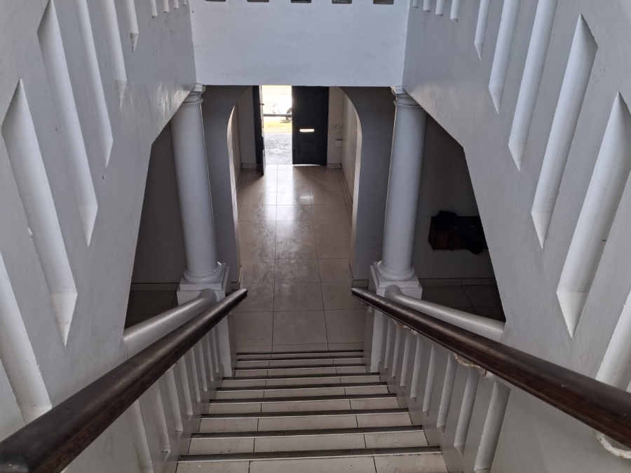 To Let 1 Bedroom Property for Rent in Quigney Eastern Cape